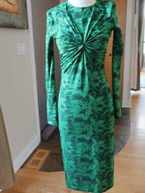 Gorgeous Zara Trafaluc green and black twist front floral midi dress size S
